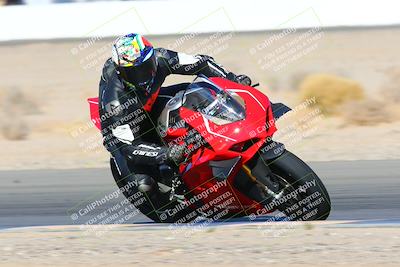 media/Jan-08-2022-SoCal Trackdays (Sat) [[1ec2777125]]/Turn 15 Inside (950am)/